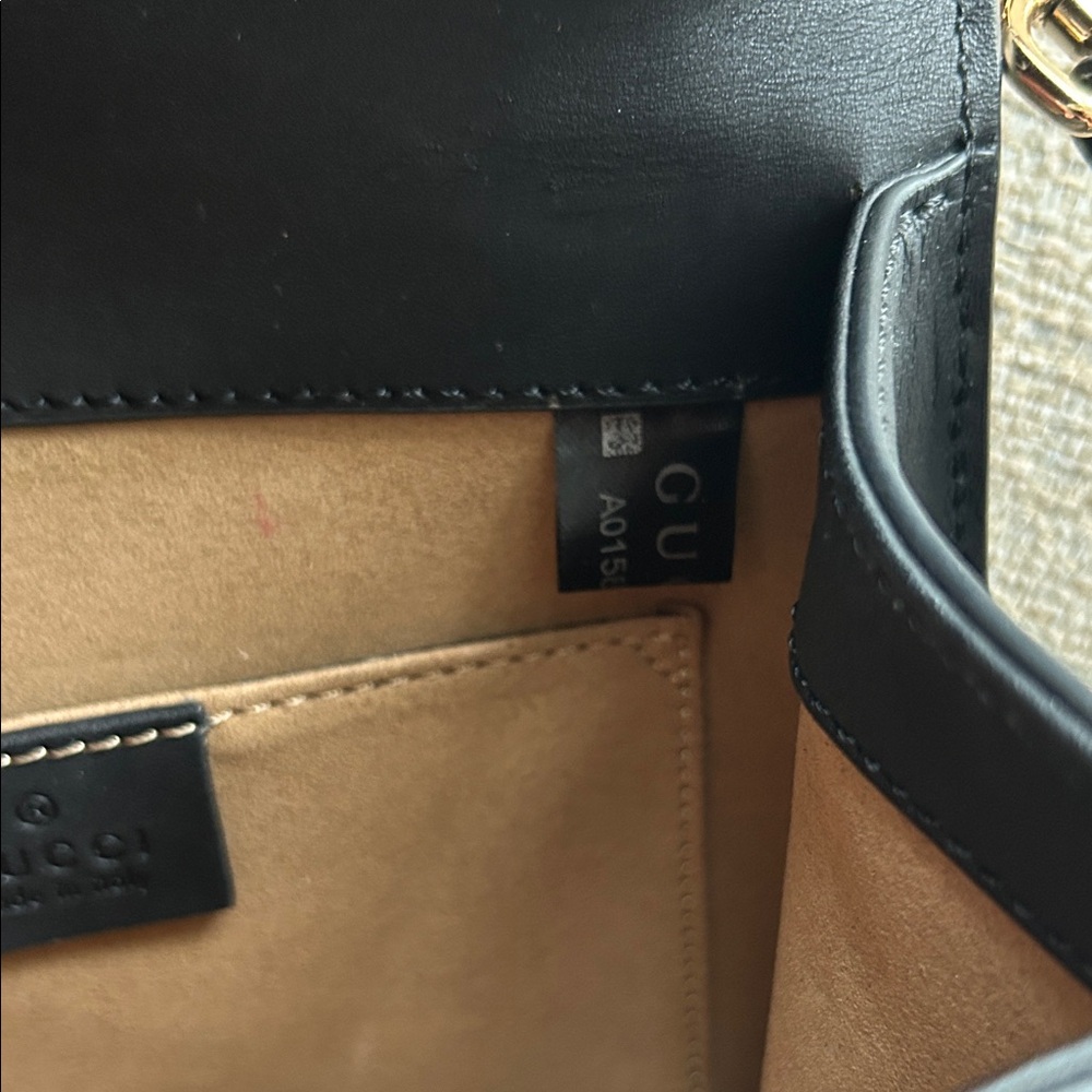 GUCCI Black Calfskin Leather Web Mini Sylvie - Picture 7 of 7